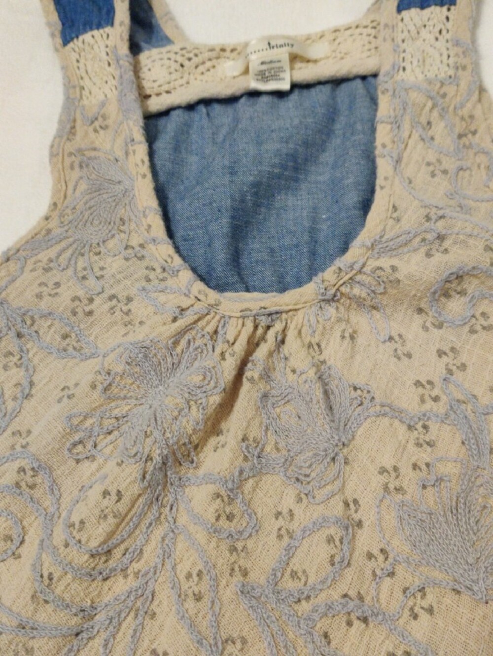 Trinity Crochet-Trim Paisley Tank - Cream & Blue - Picture 8 of 13
